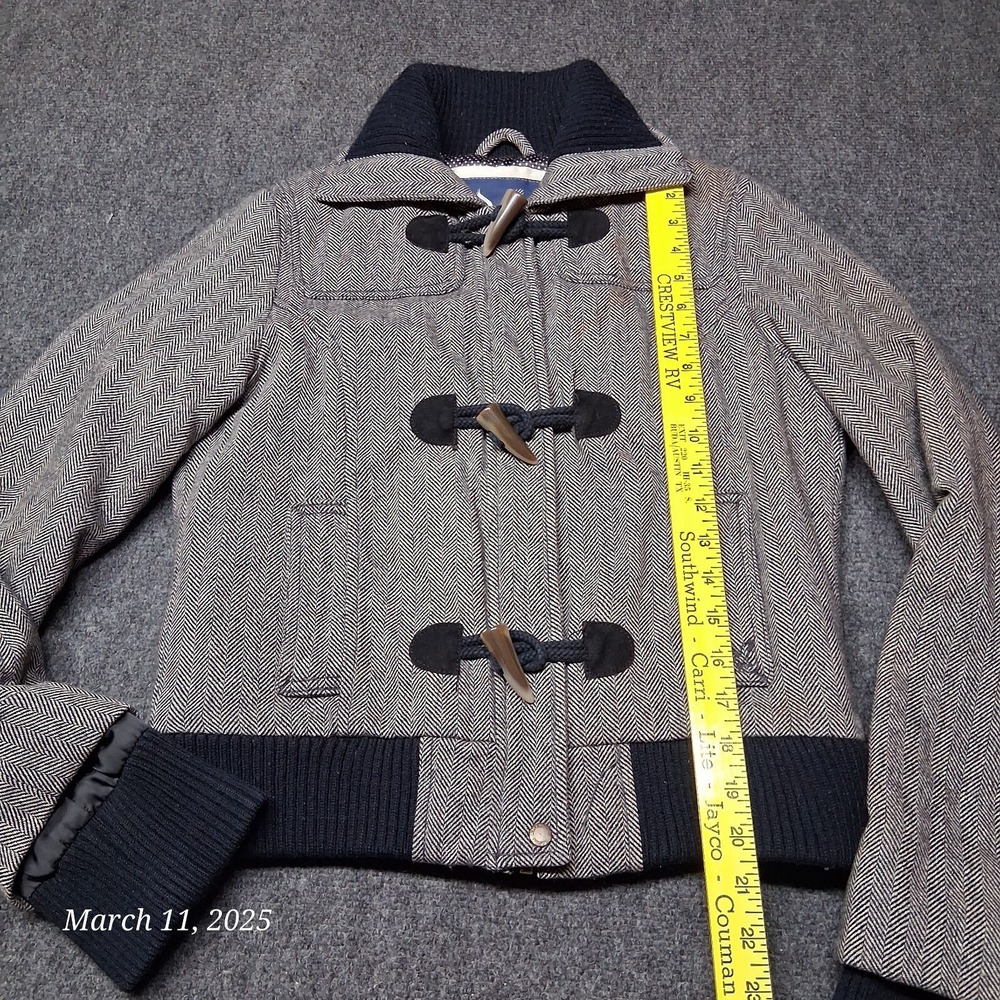 * American Eagle Herringbone Coat Women Size Small Gray Full Zip With Toggle - Picture 3 of 8